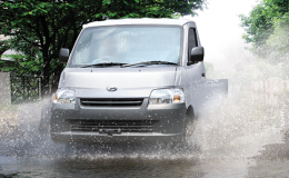 Tips Merawat Mobil Terkena Banjir dari Daihatsu Pekanbaru
